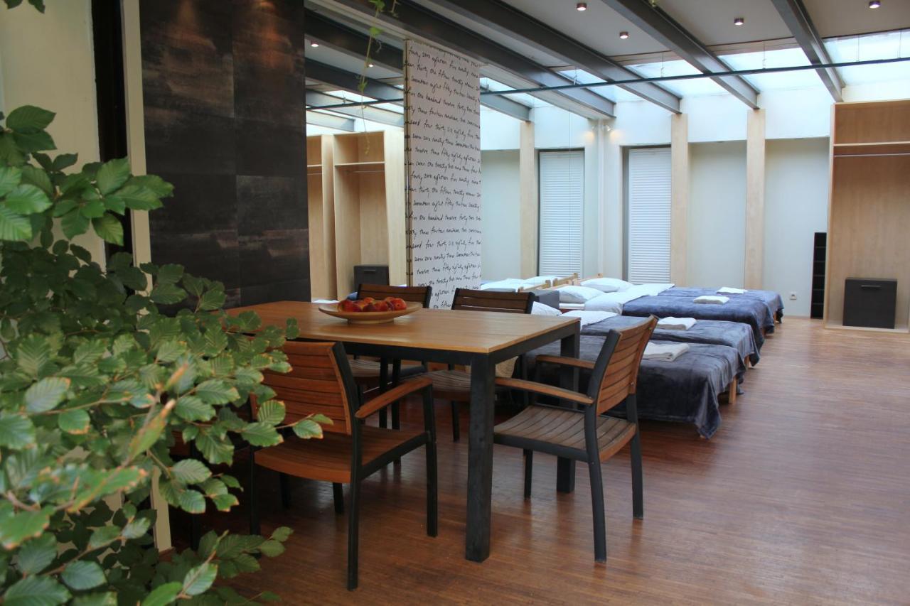 Apartment With Garden In City Center Krakkó Kültér fotó